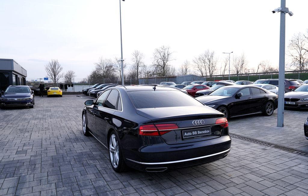 2014 Audi A8 - 4