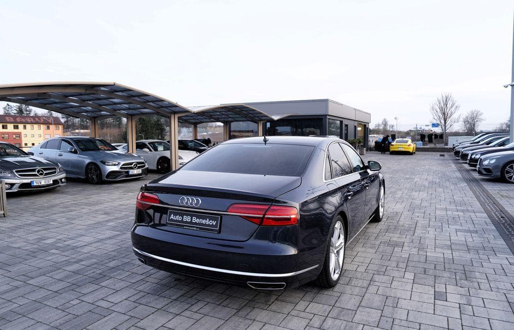 2014 Audi A8 - 6