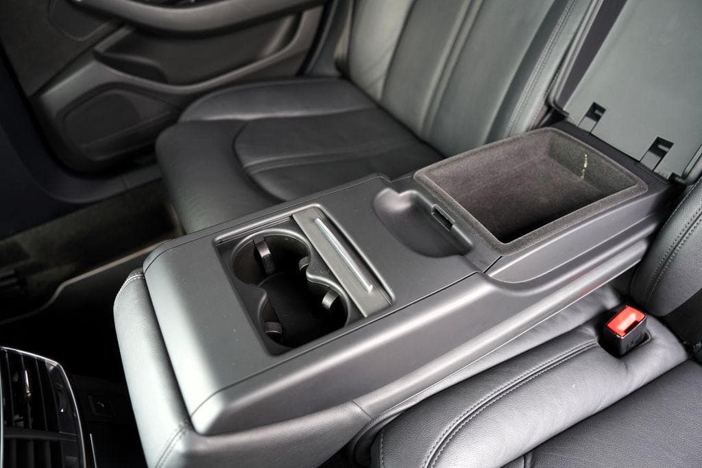 2010 Audi A8 - 20