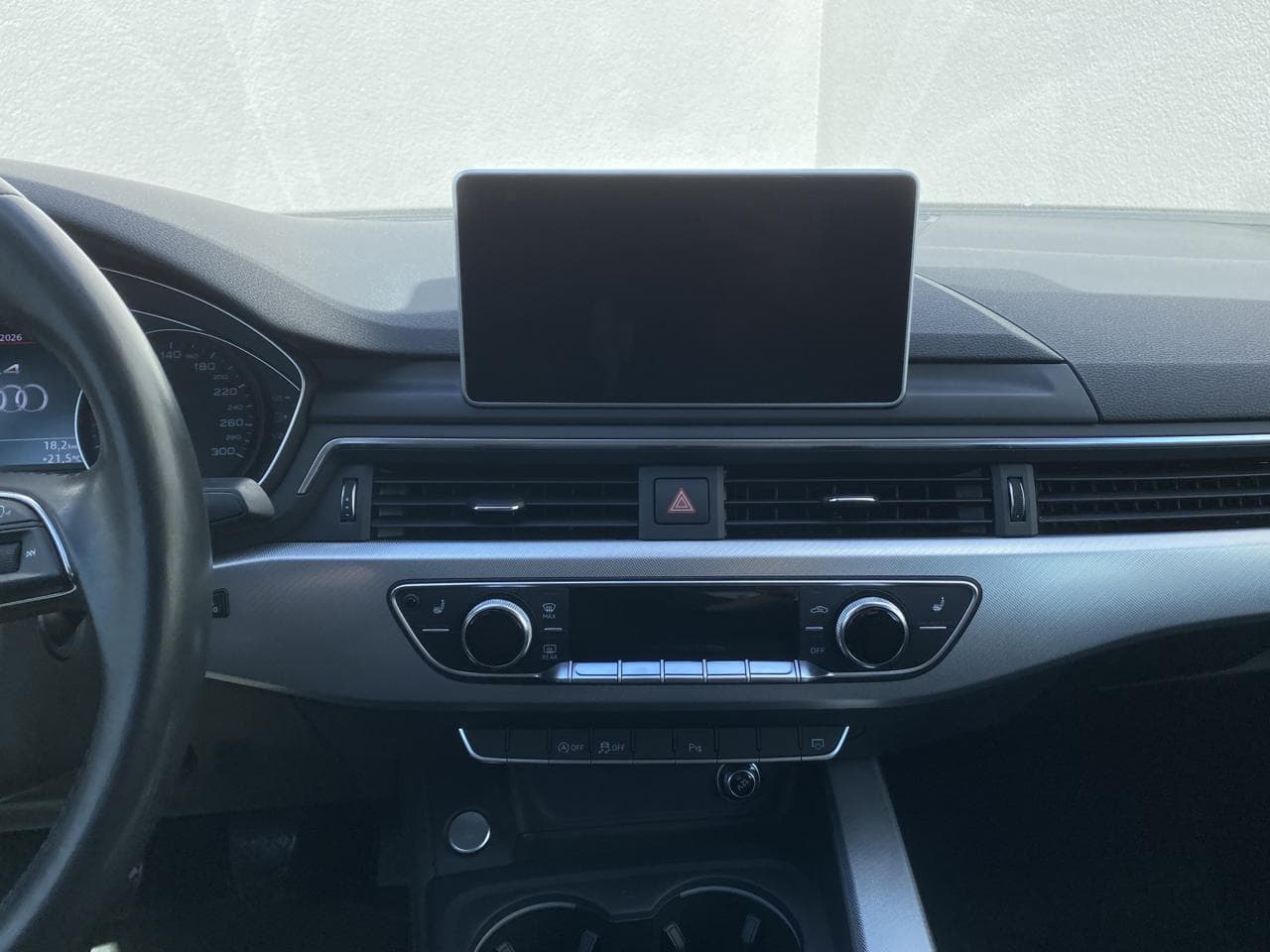 2017 Audi A4 - 12