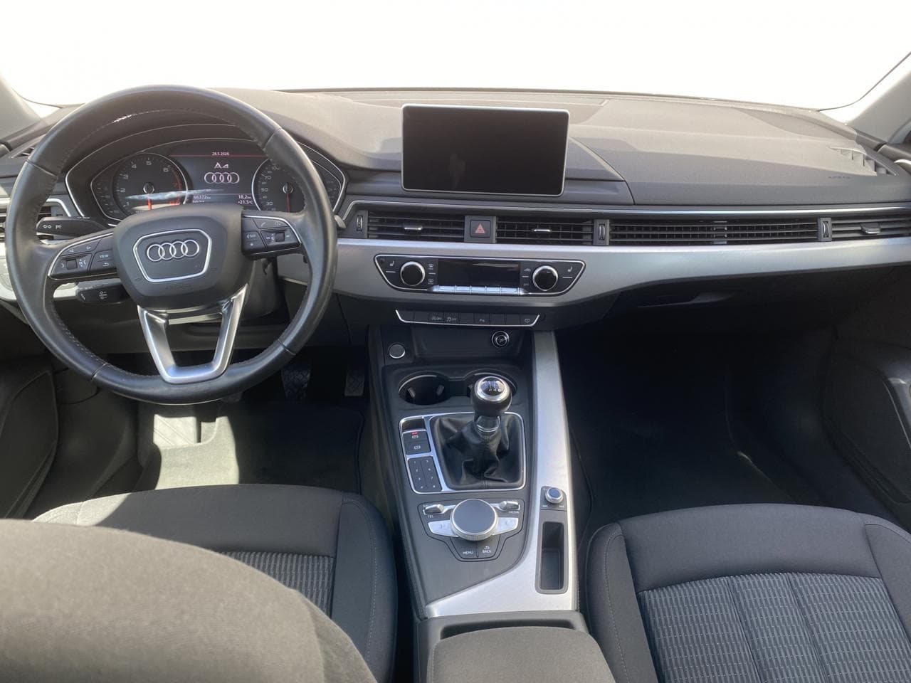 2017 Audi A4 - 10