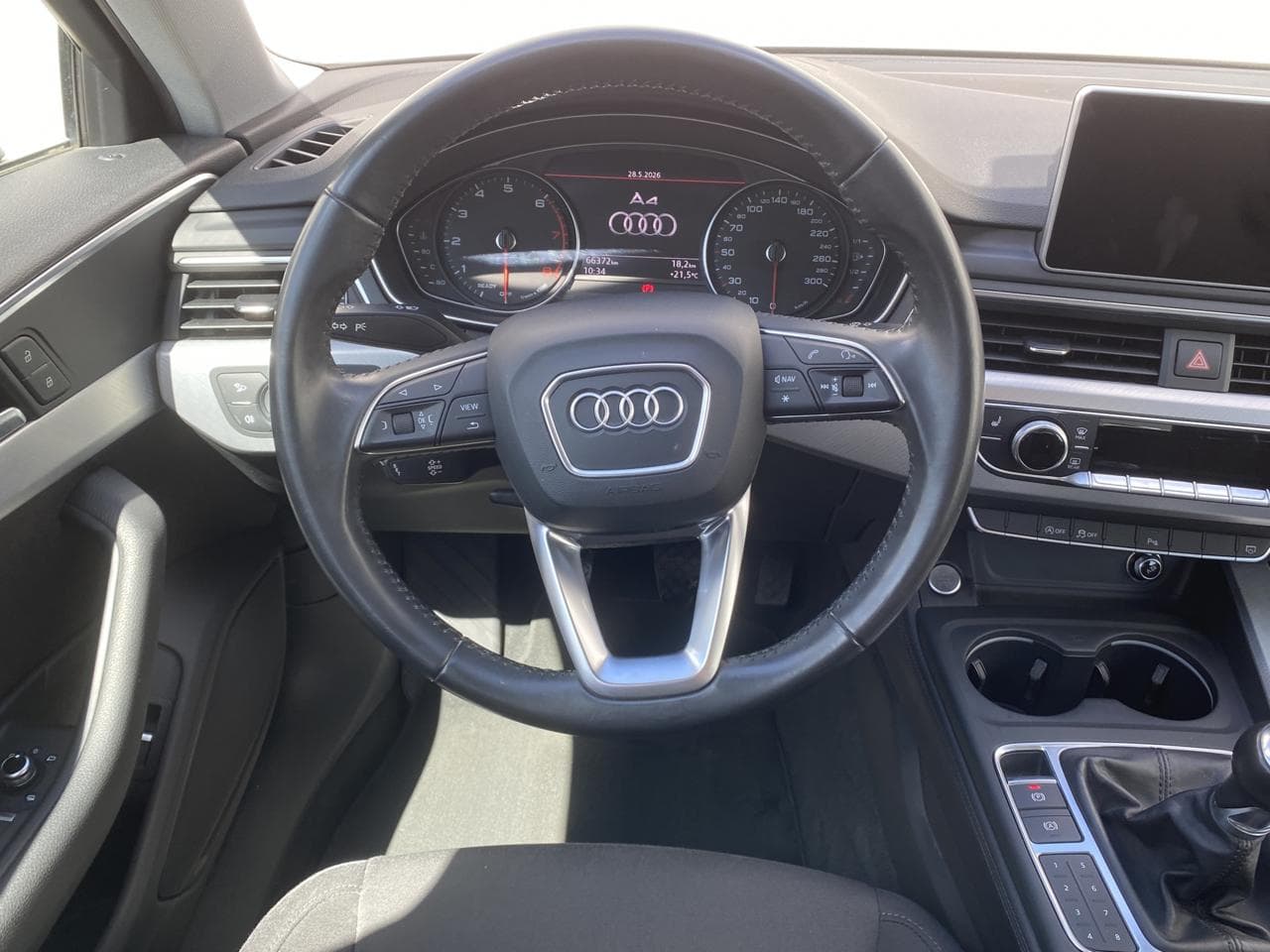 2017 Audi A4 - 11