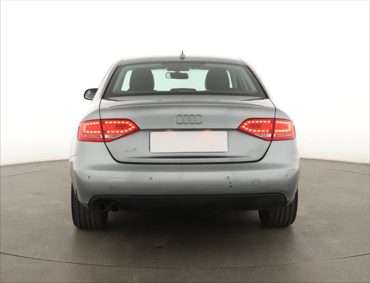 2012 Audi A4 - 10