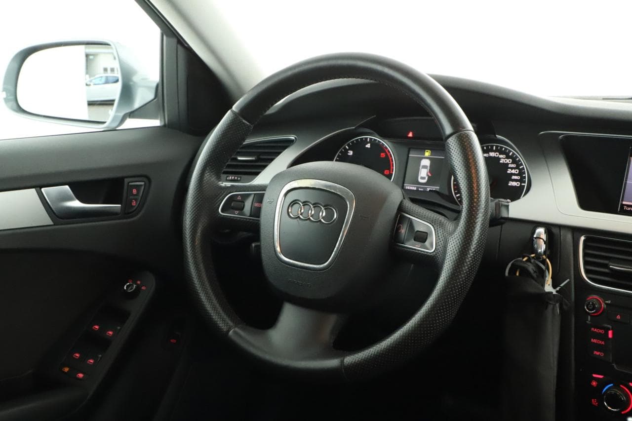2012 Audi A4 - 36