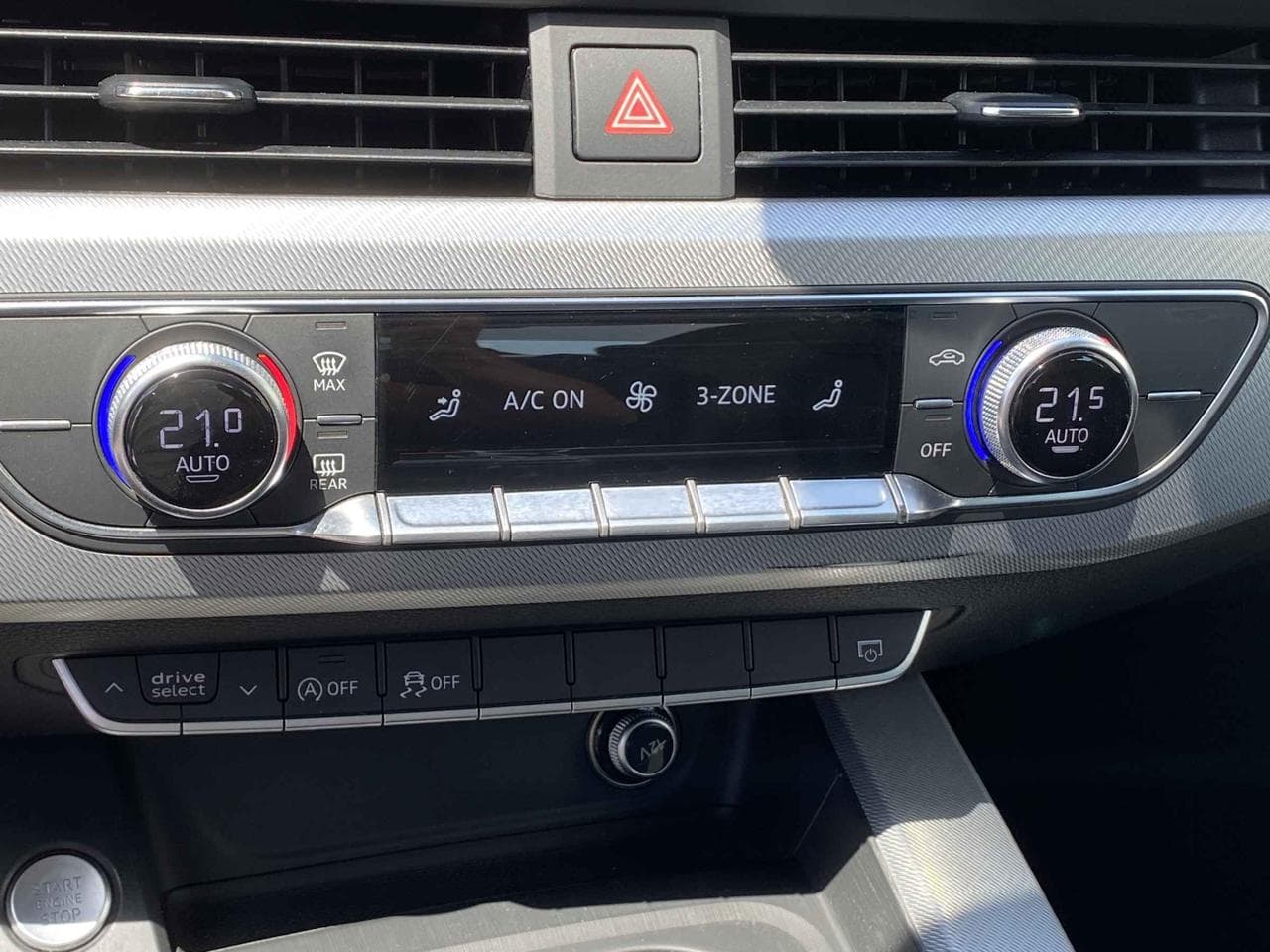 2016 Audi A4 - 25