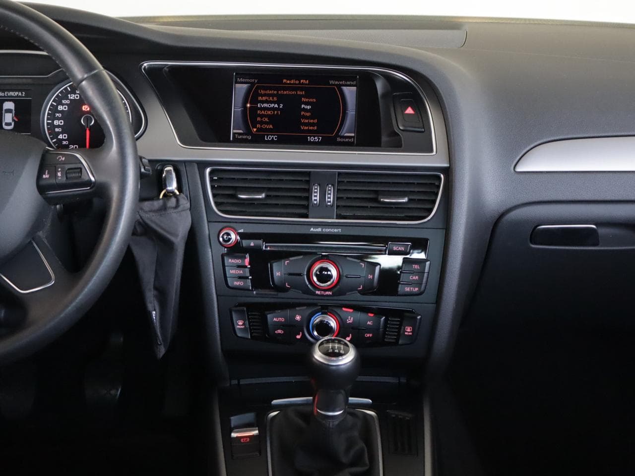 2013 Audi A4 - 26
