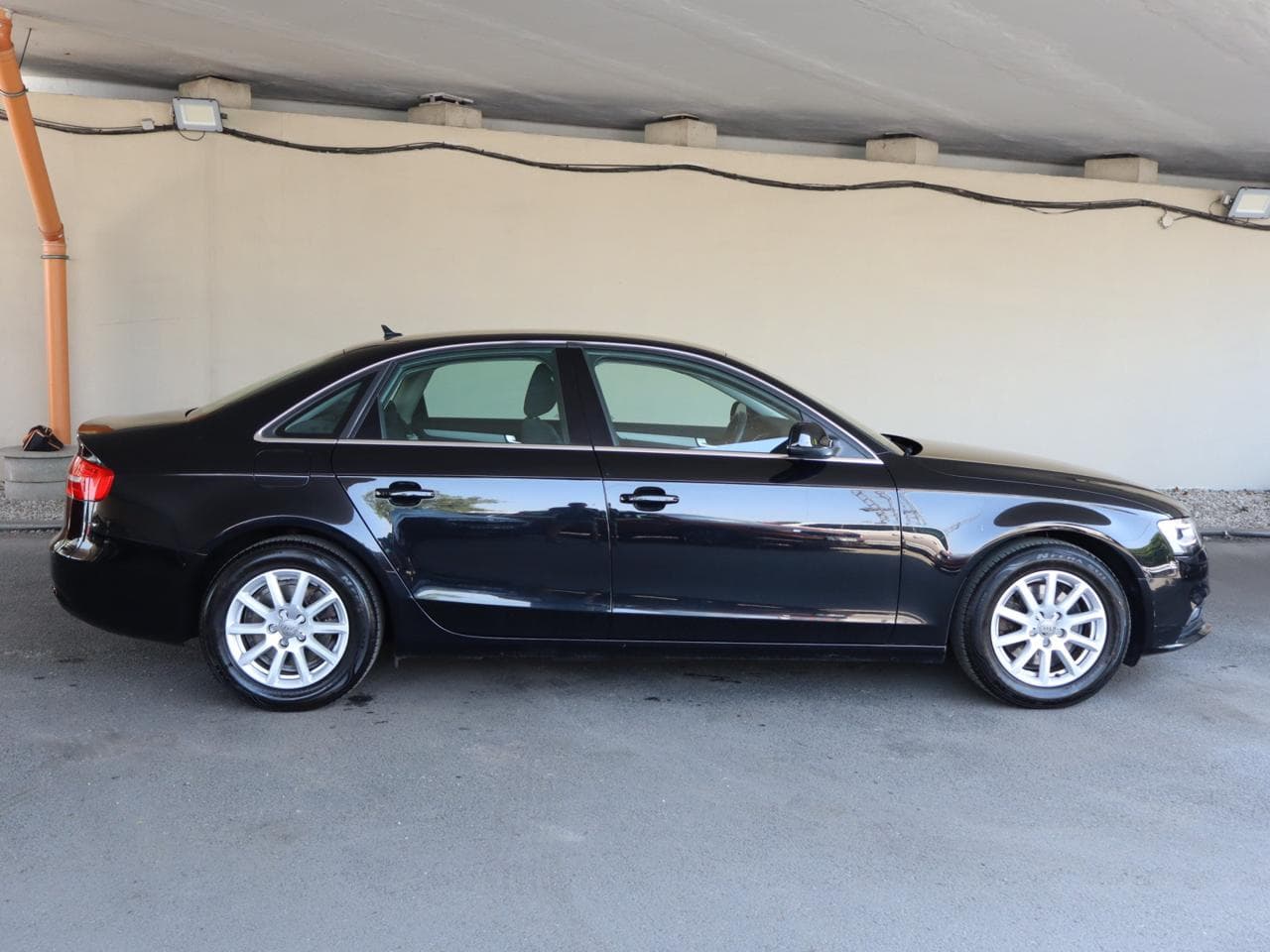 2013 Audi A4 - 10
