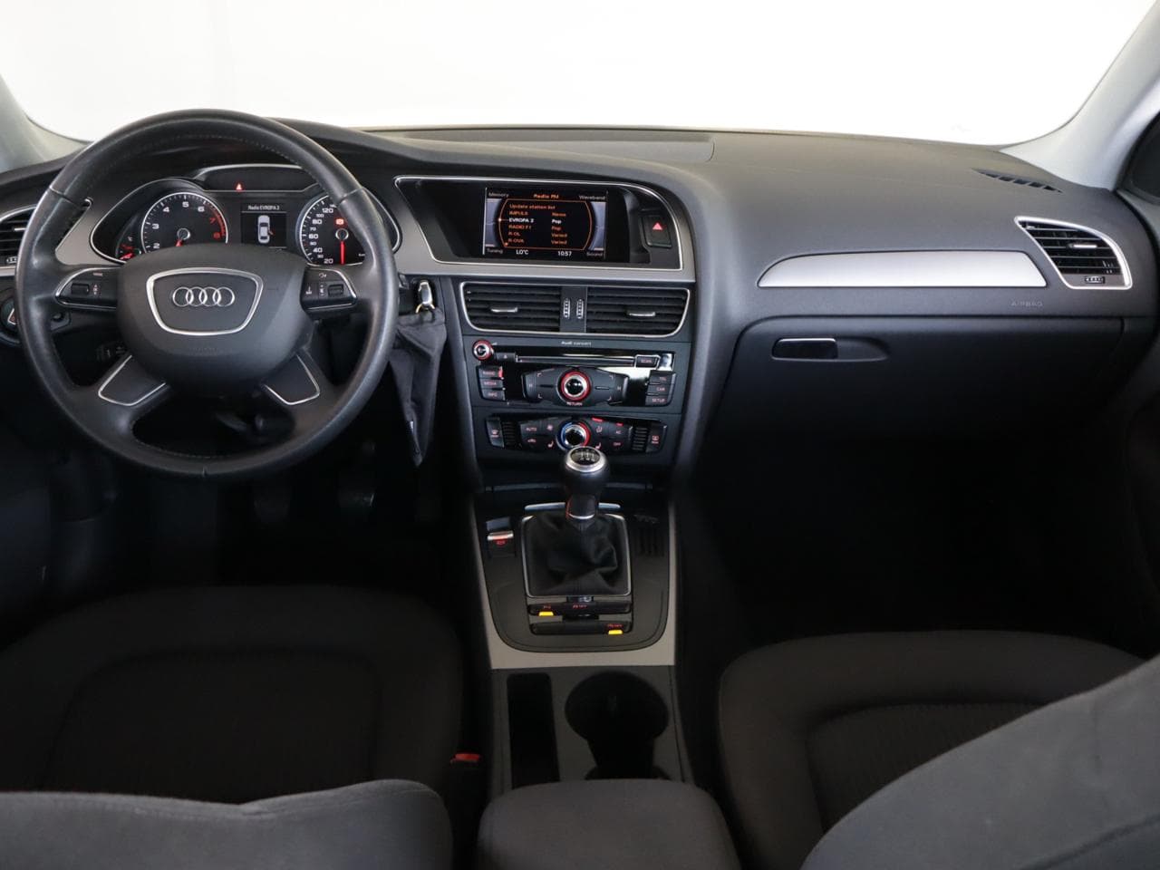 2013 Audi A4 - 12