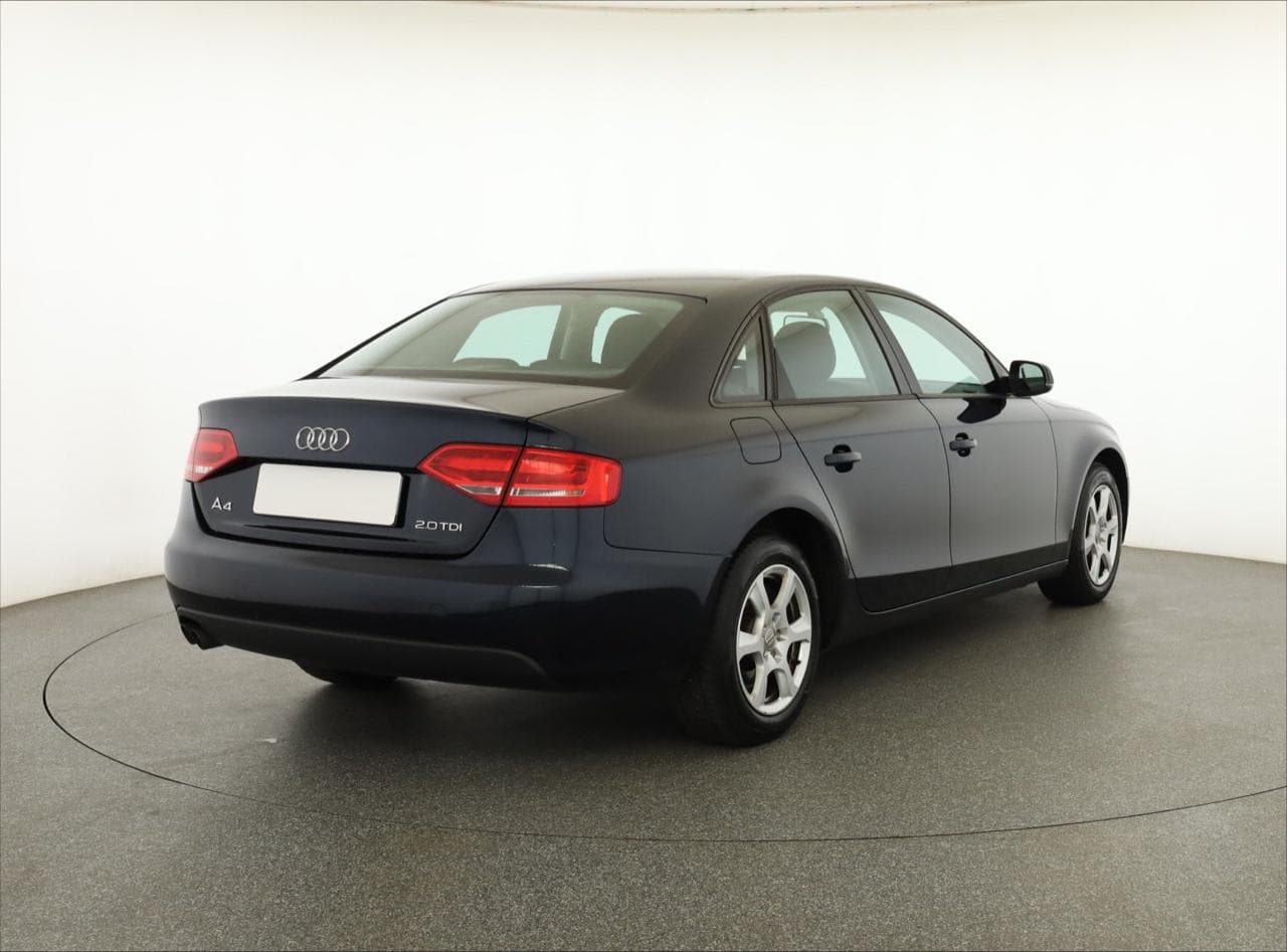 2010 Audi A4 - 7