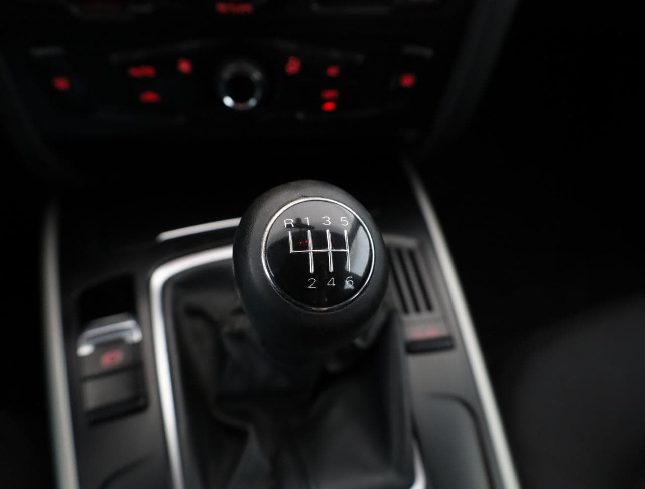2010 Audi A4 - 19