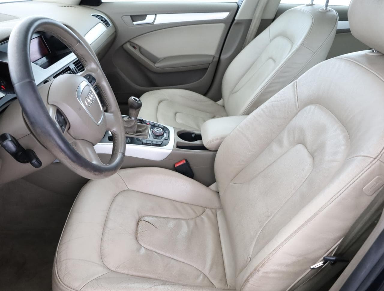 2009 Audi A4 - 13