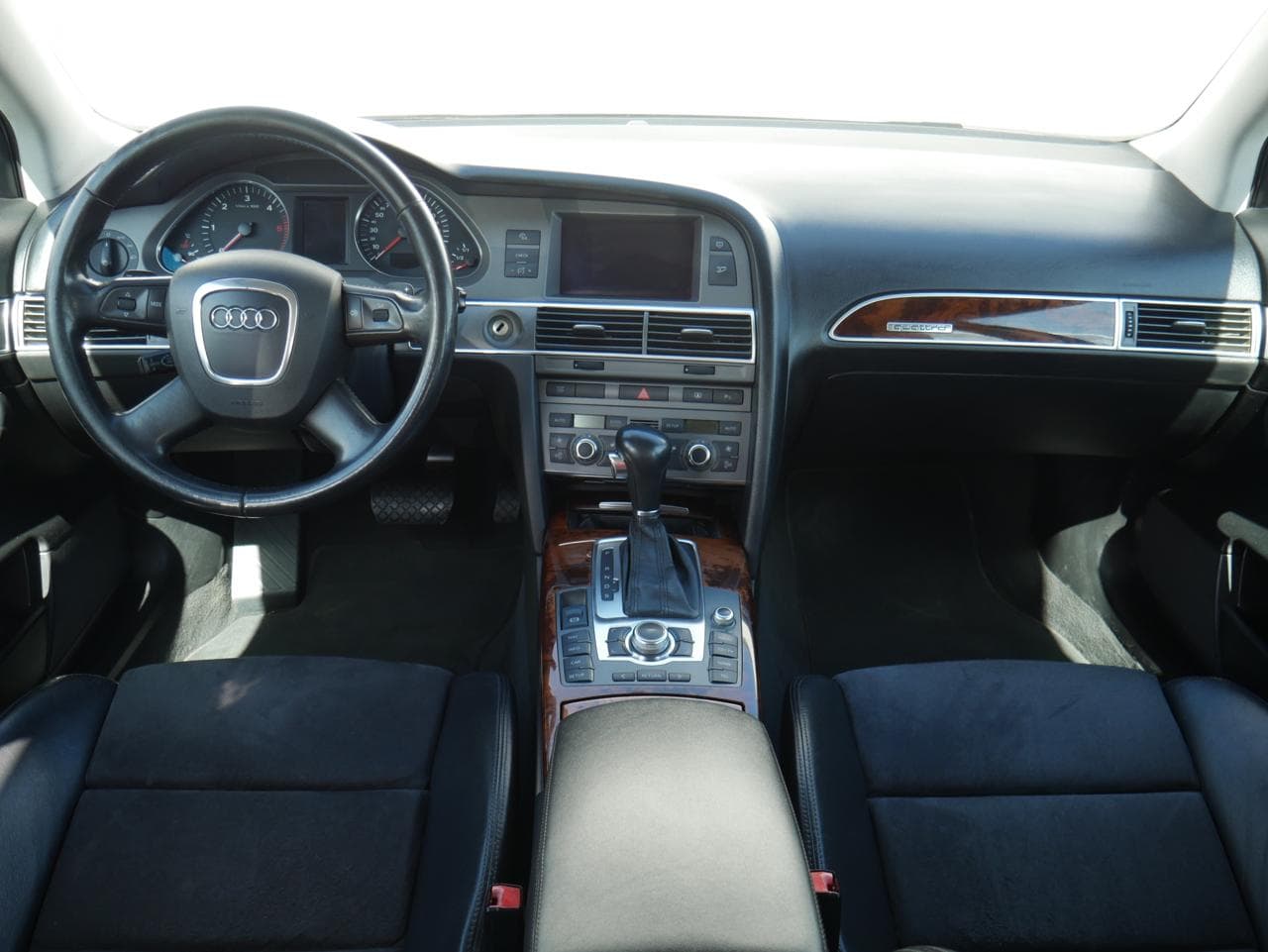 2005 Audi A6 - 13