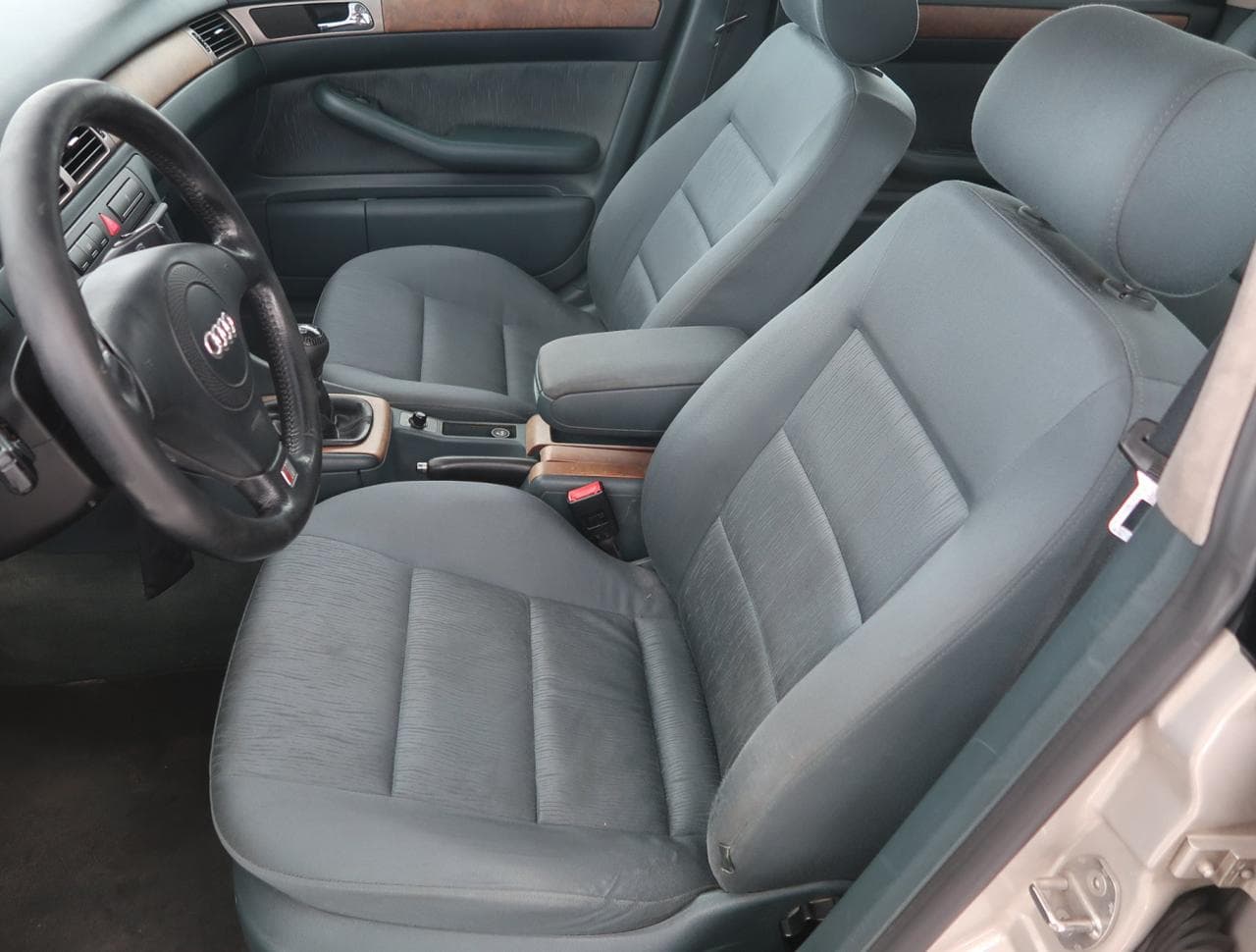 1998 Audi A6 - 16