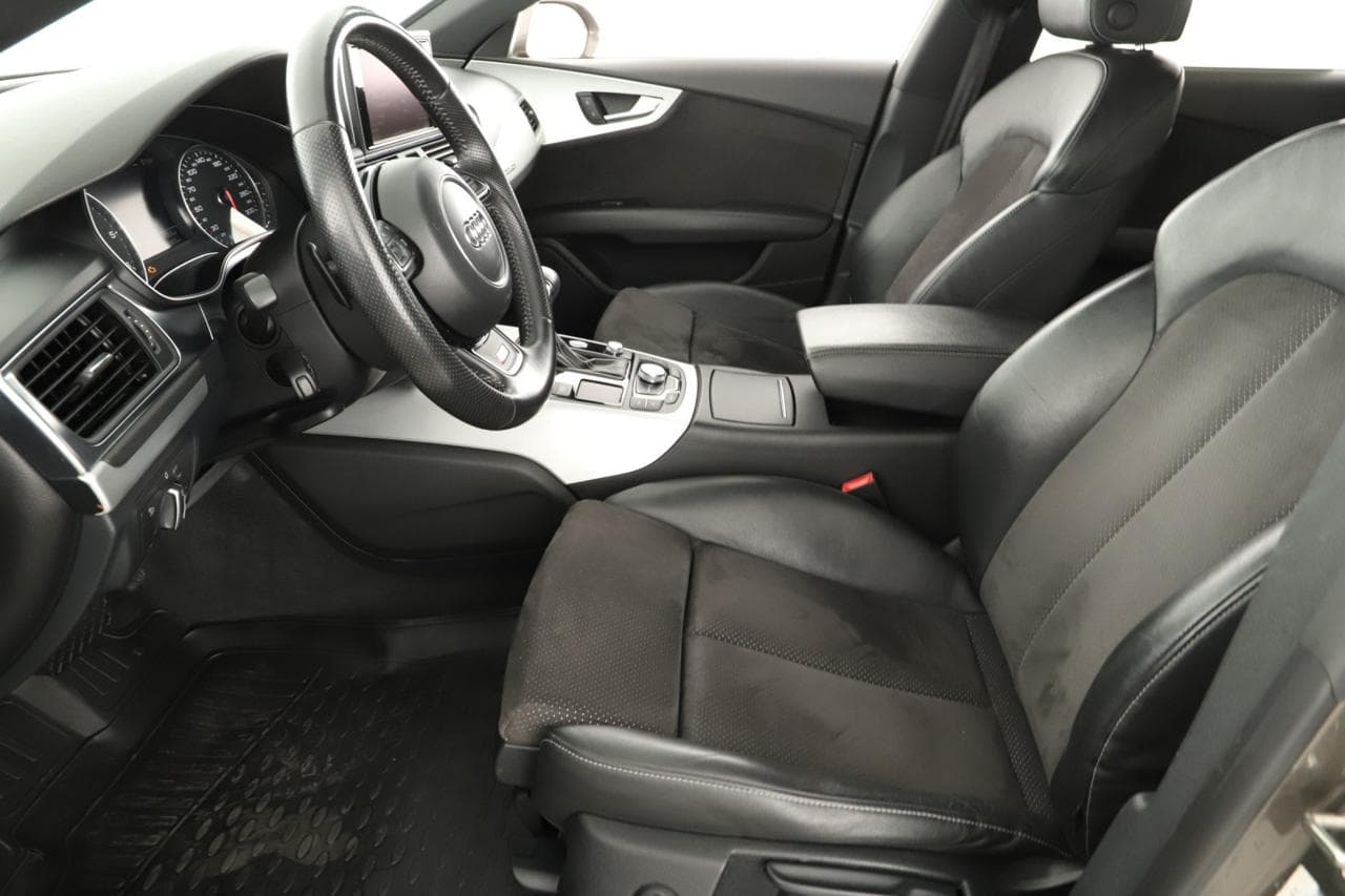 2011 Audi A7 - 13