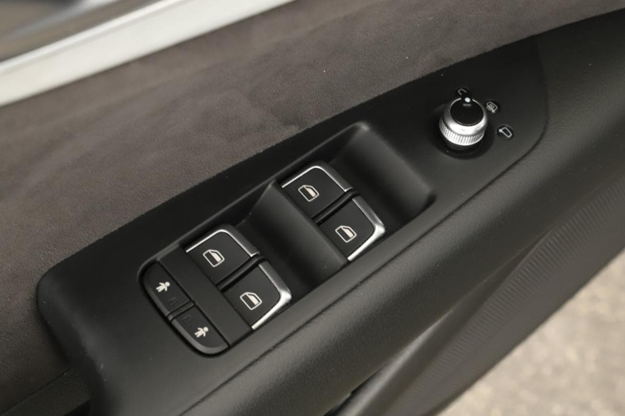 2011 Audi A7 - 16