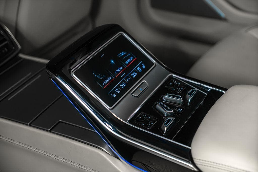 2019 Audi A8 - 19