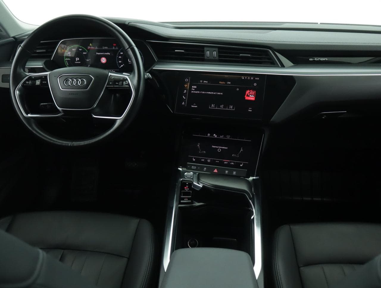 2020 Audi E-TRON - 10