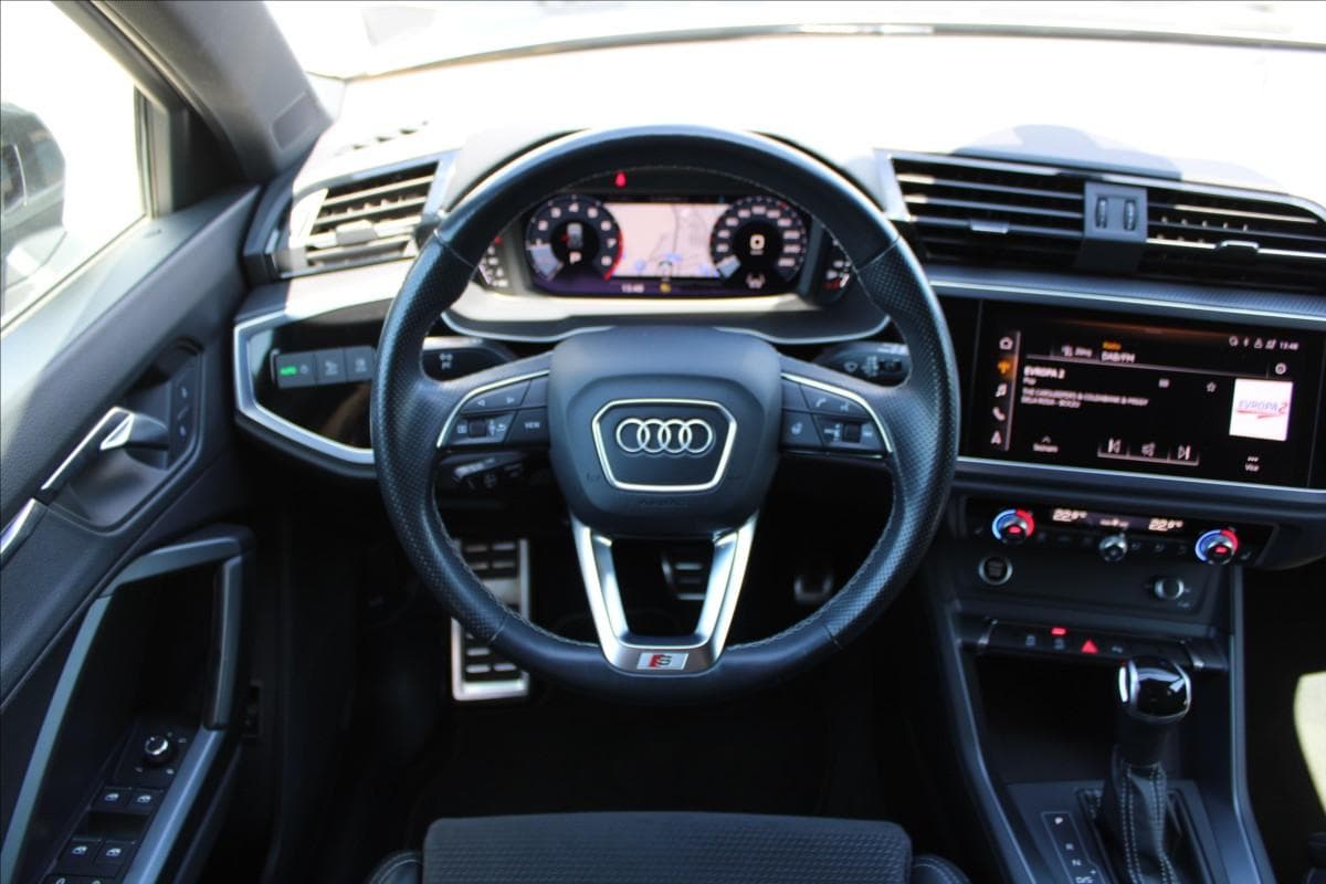 2021 Audi Q3 - 11
