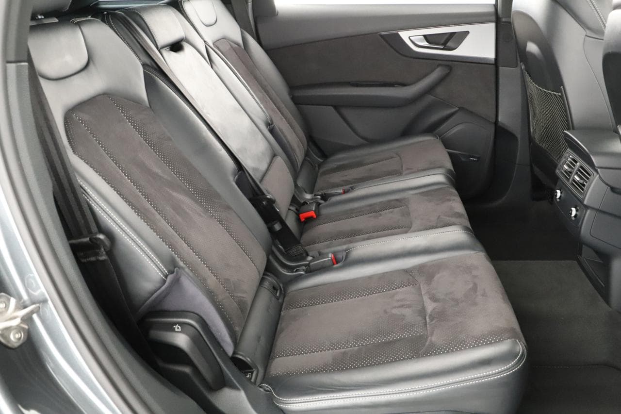 2016 Audi Q7 - 11