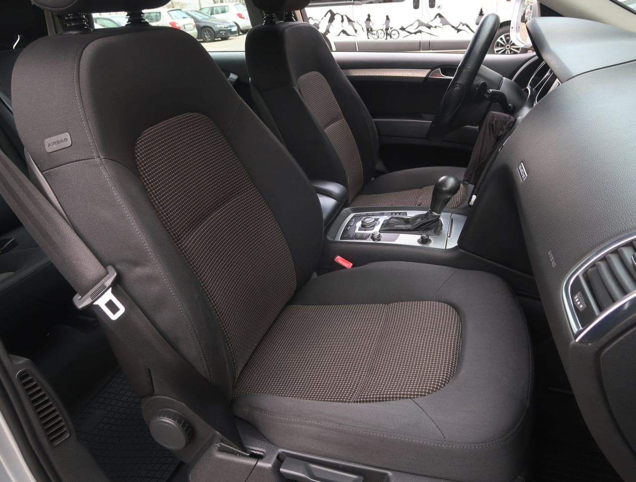 2007 Audi Q7 - 12