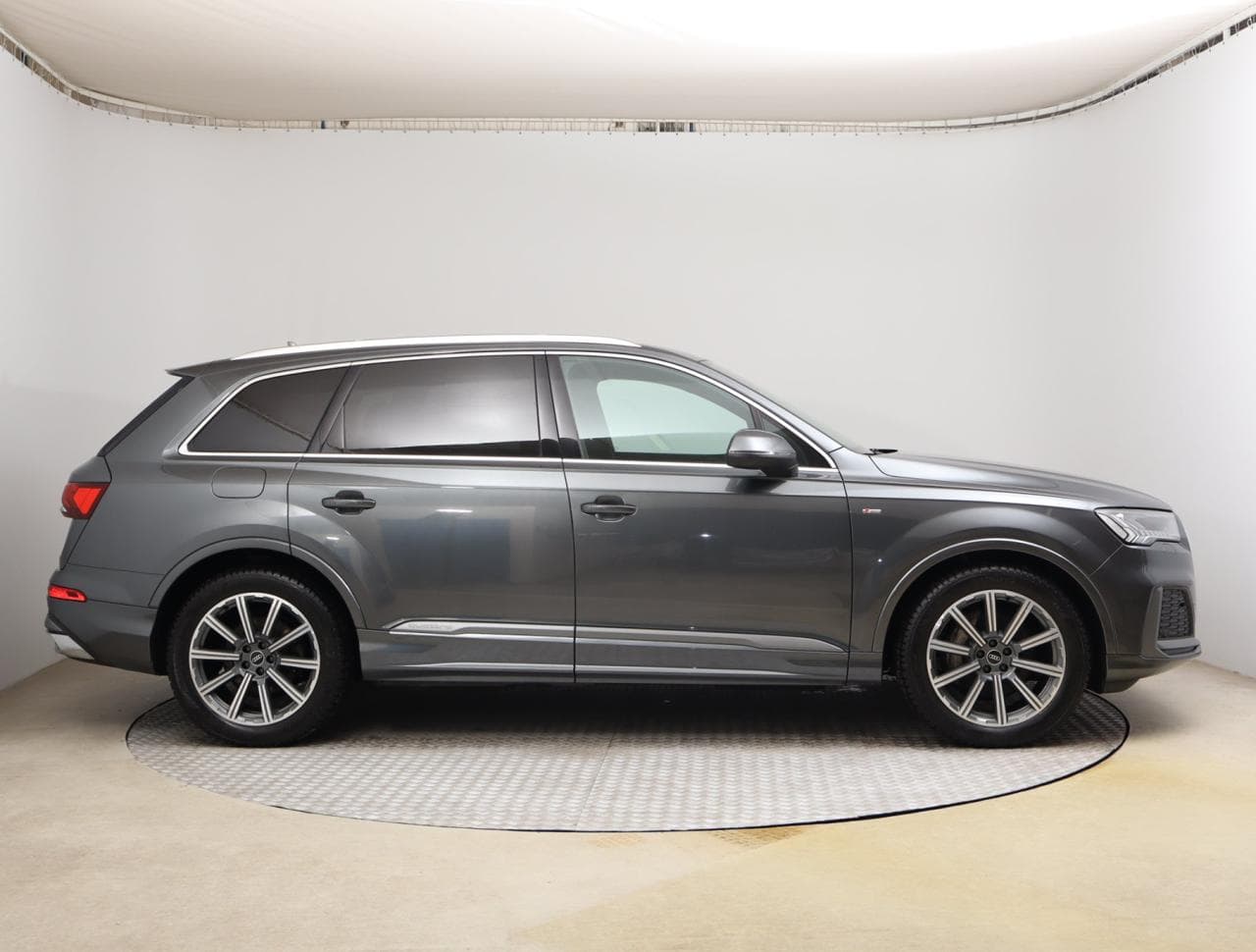 2021 Audi Q7 - 8