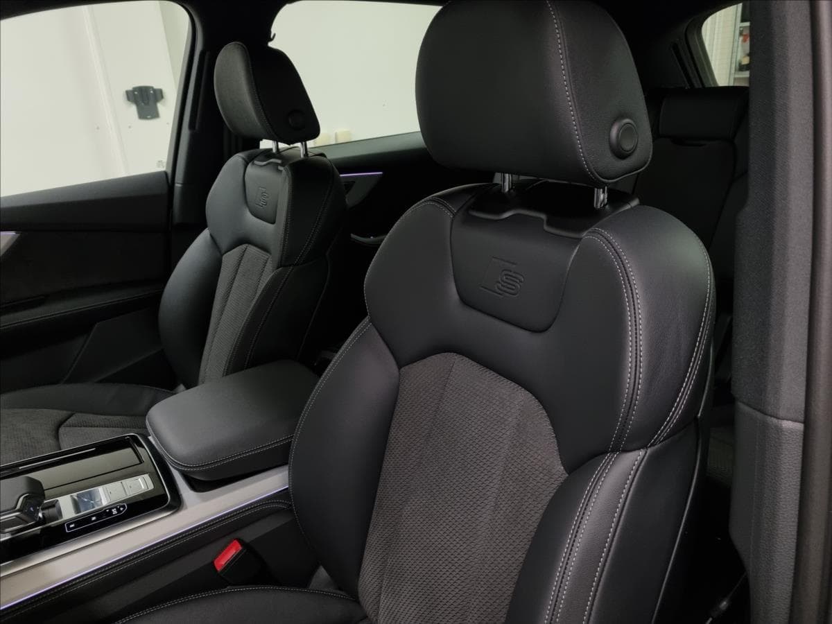 2022 Audi Q7 - 10
