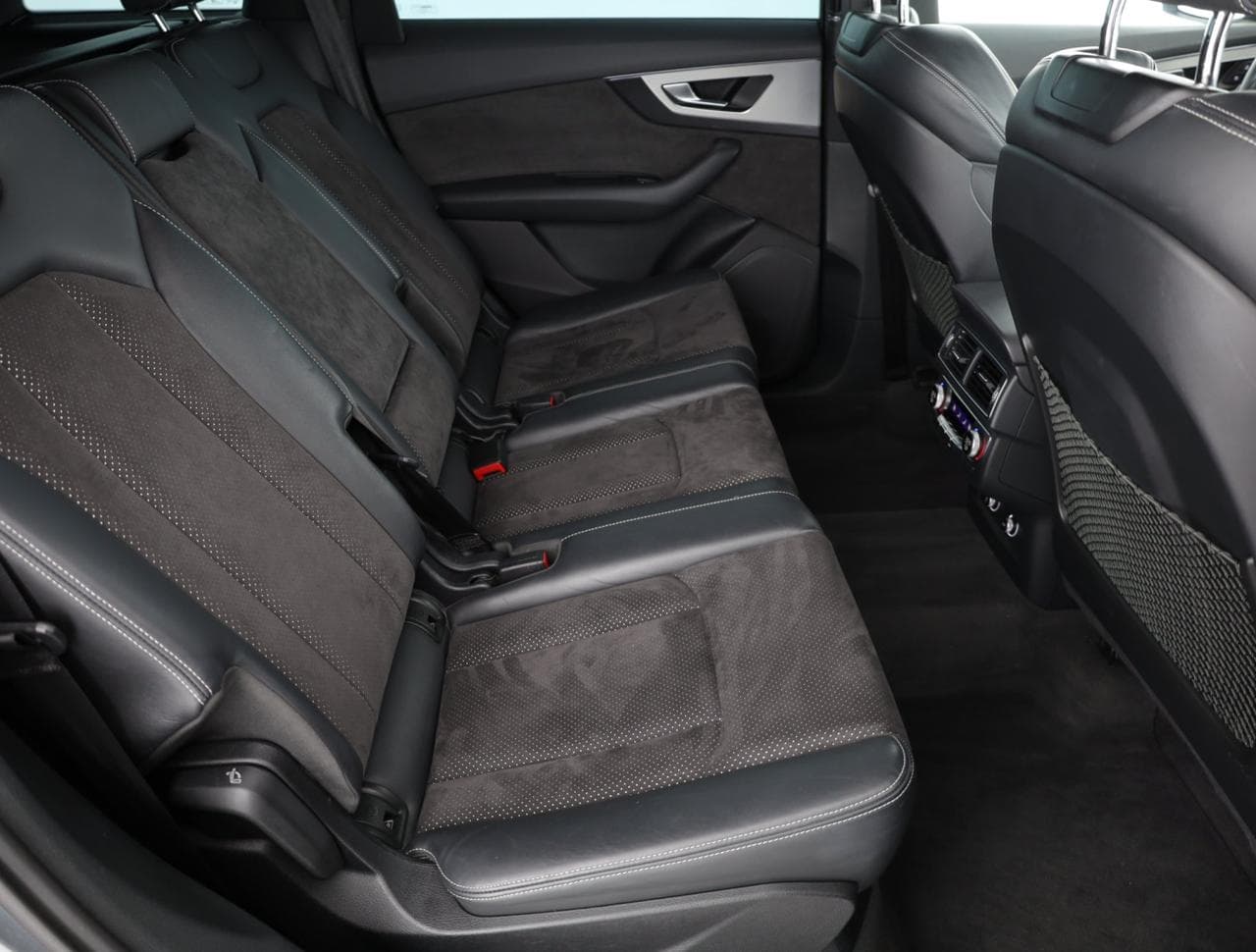 2018 Audi Q7 - 11