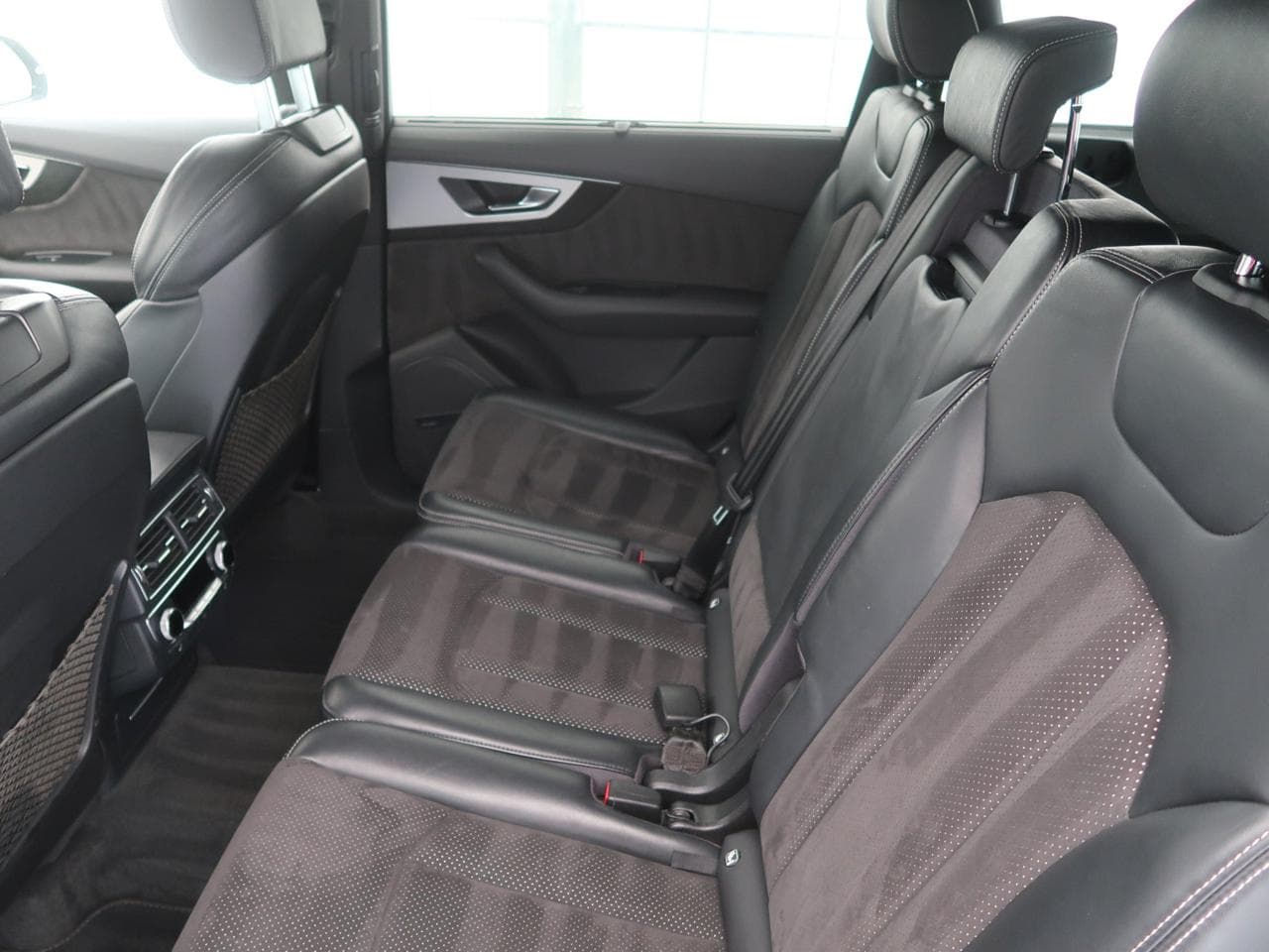 2015 Audi Q7 - 15