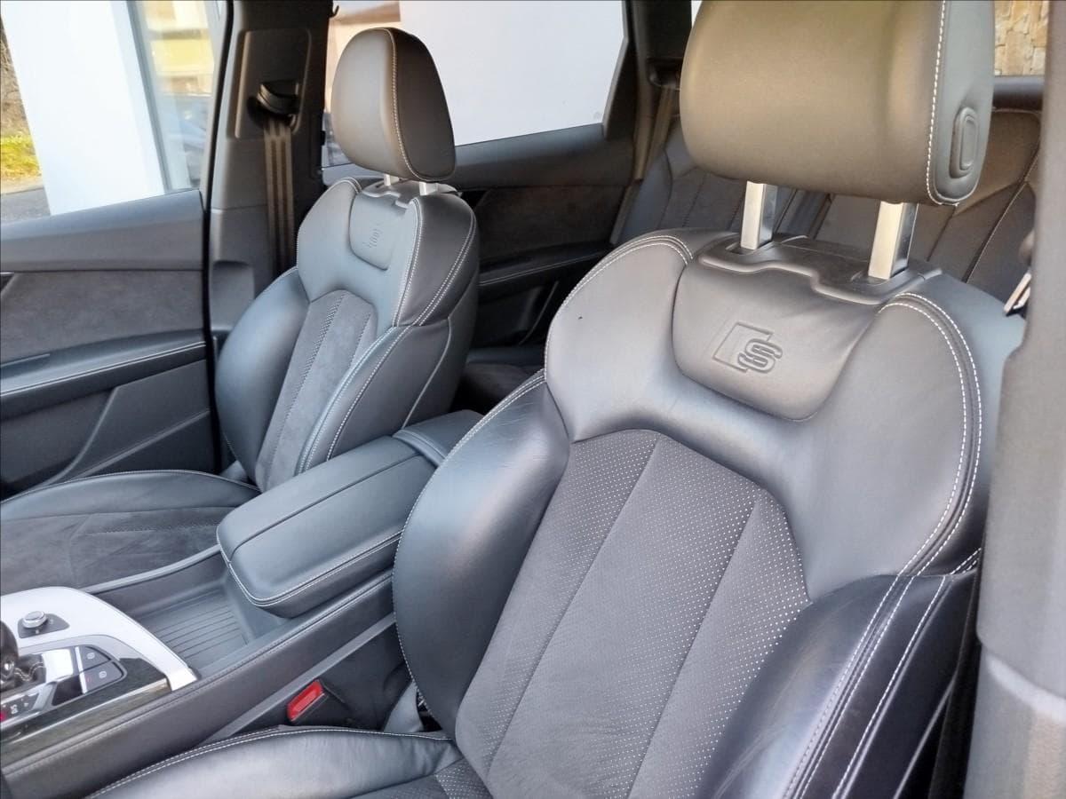 2016 Audi Q7 - 16