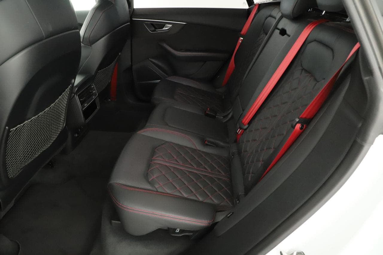 2022 Audi Q8 - 12