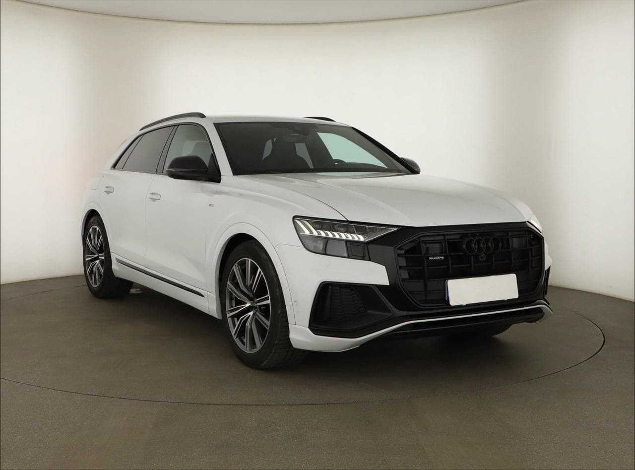 2022 Audi Q8