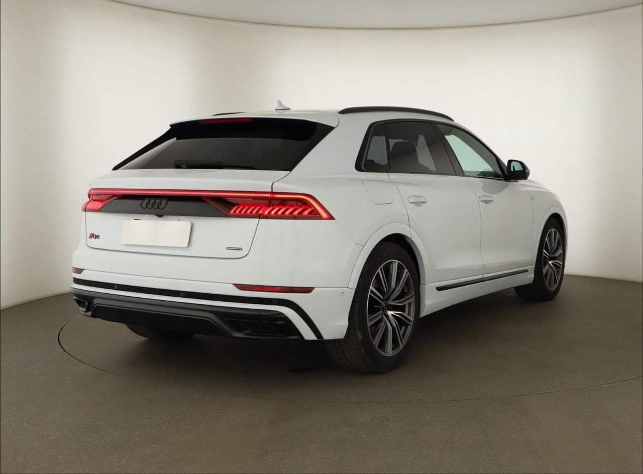 2022 Audi Q8 - 7