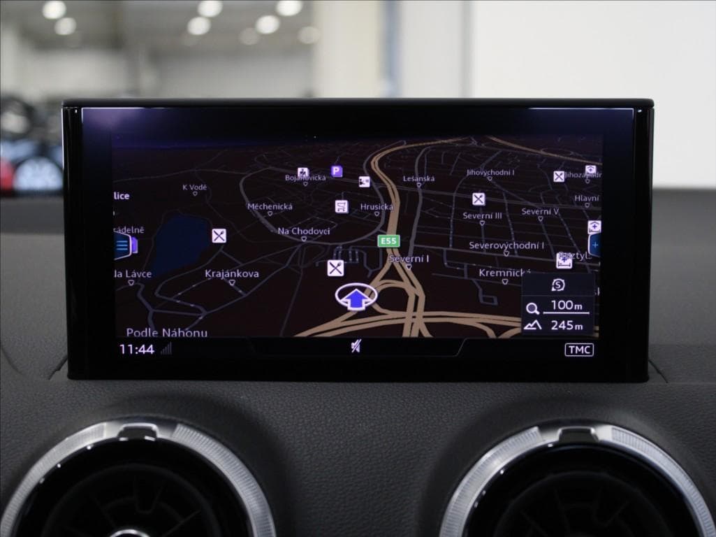 2022 Audi Q2 - 14
