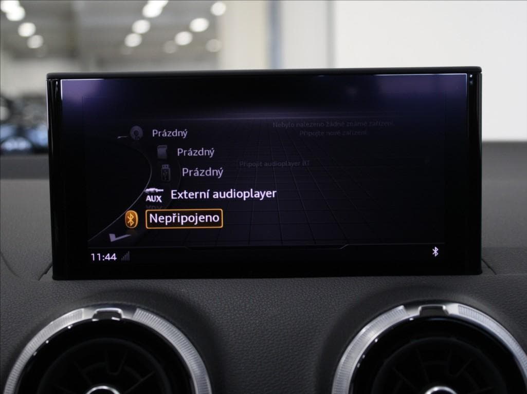 2022 Audi Q2 - 15