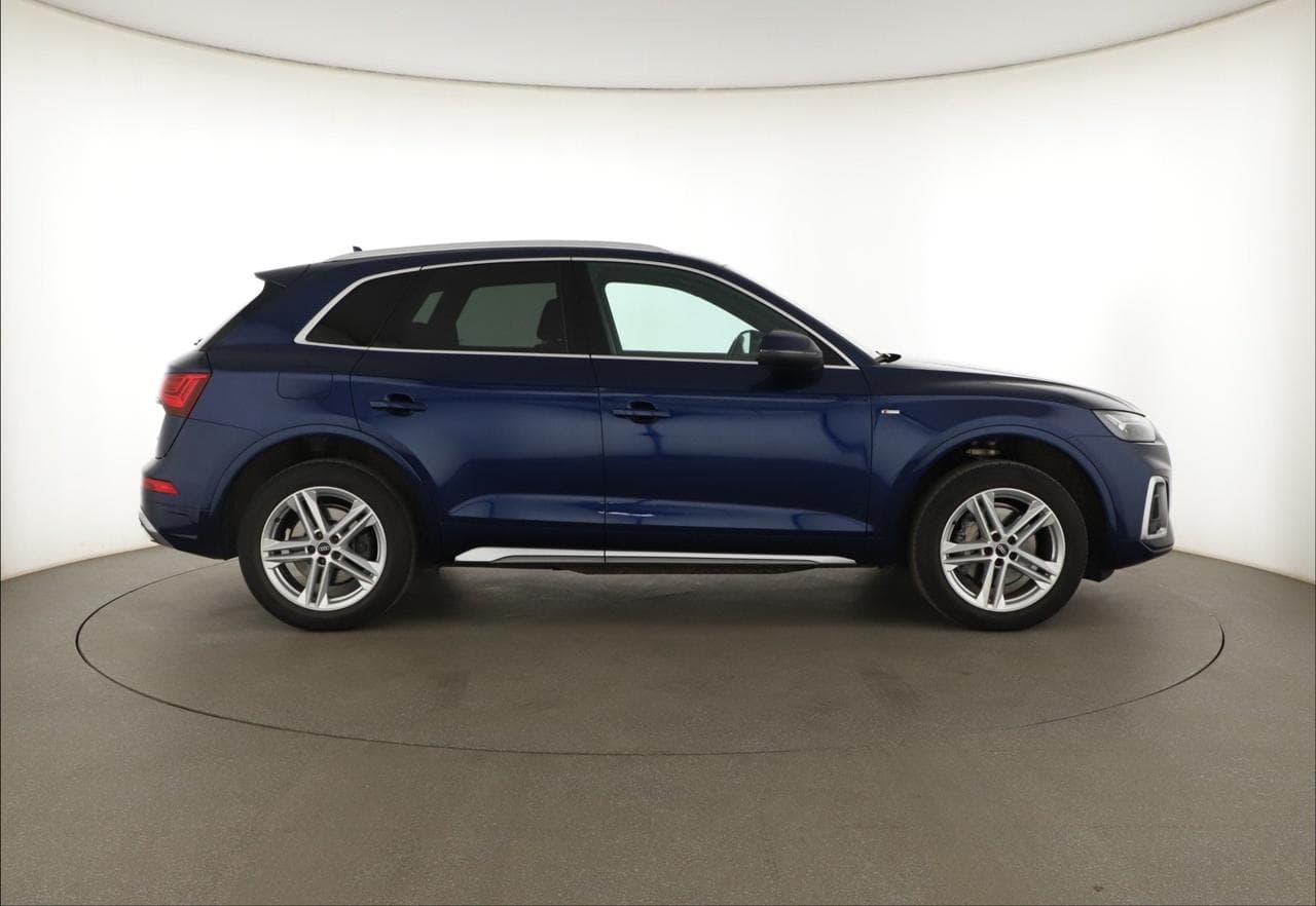 2022 Audi Q5 - 15