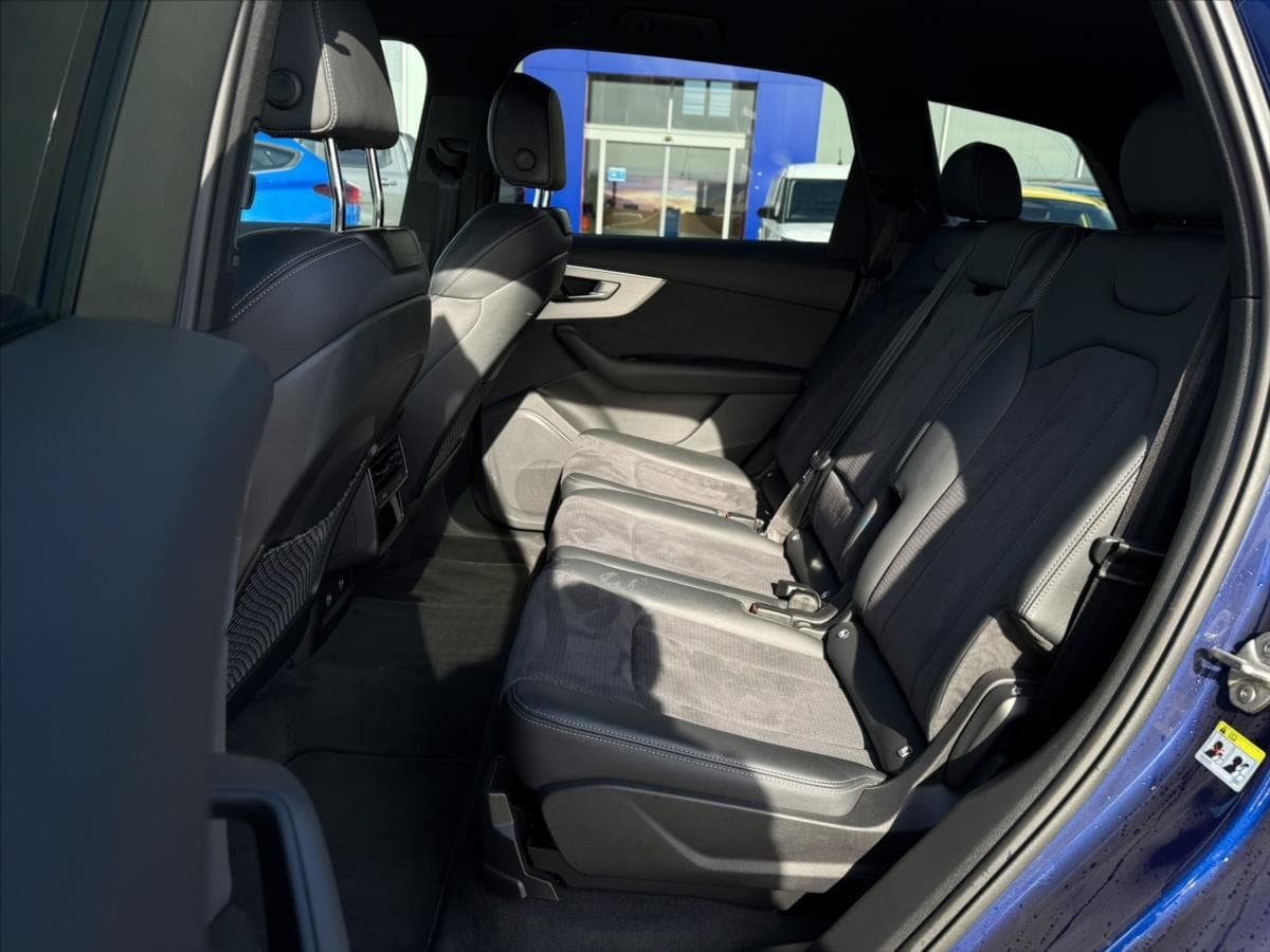 2023 Audi Q7 - 15