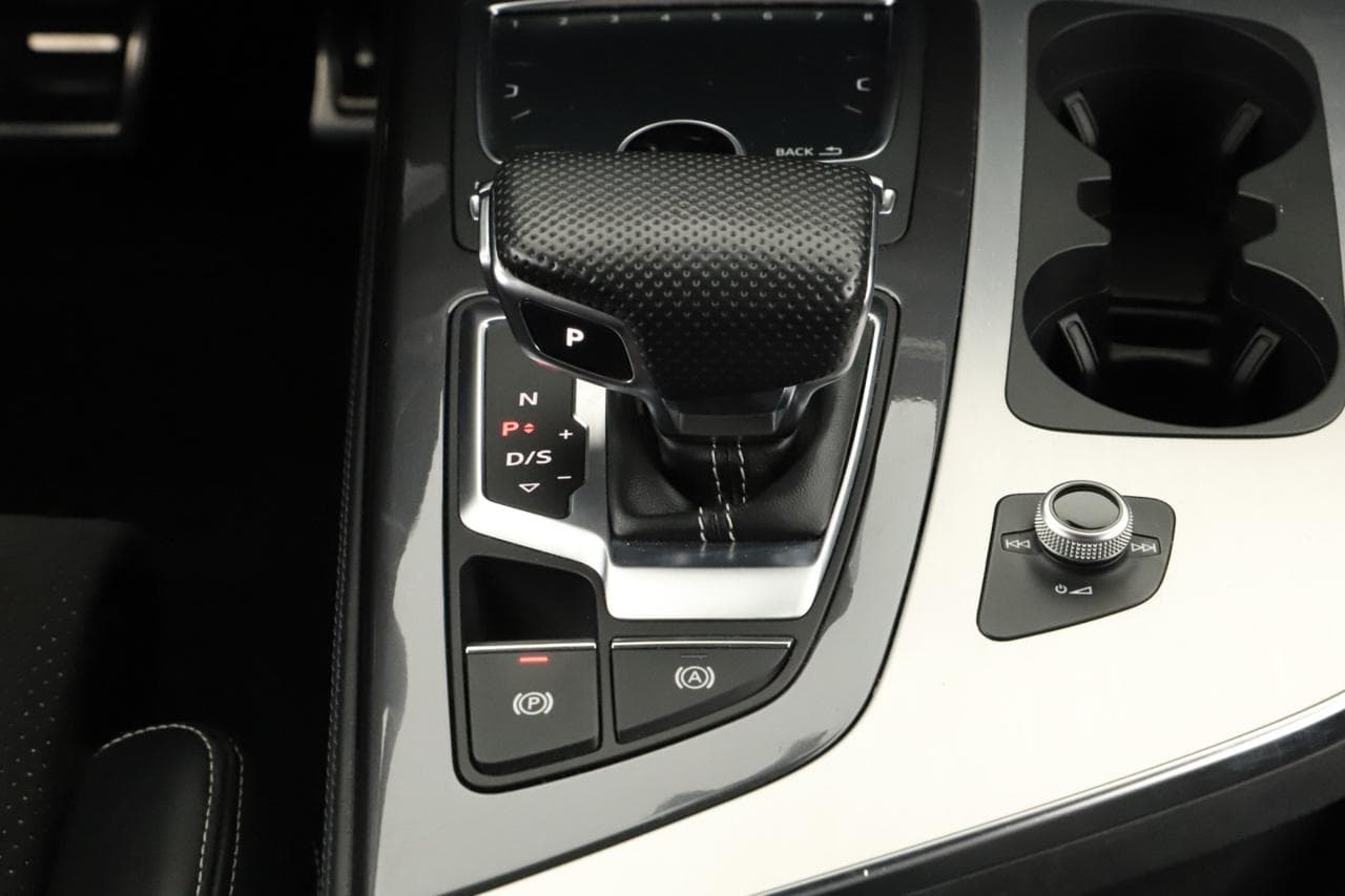 2019 Audi Q7 - 16
