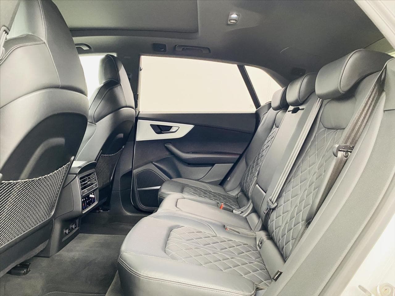 2023 Audi Q8 - 6