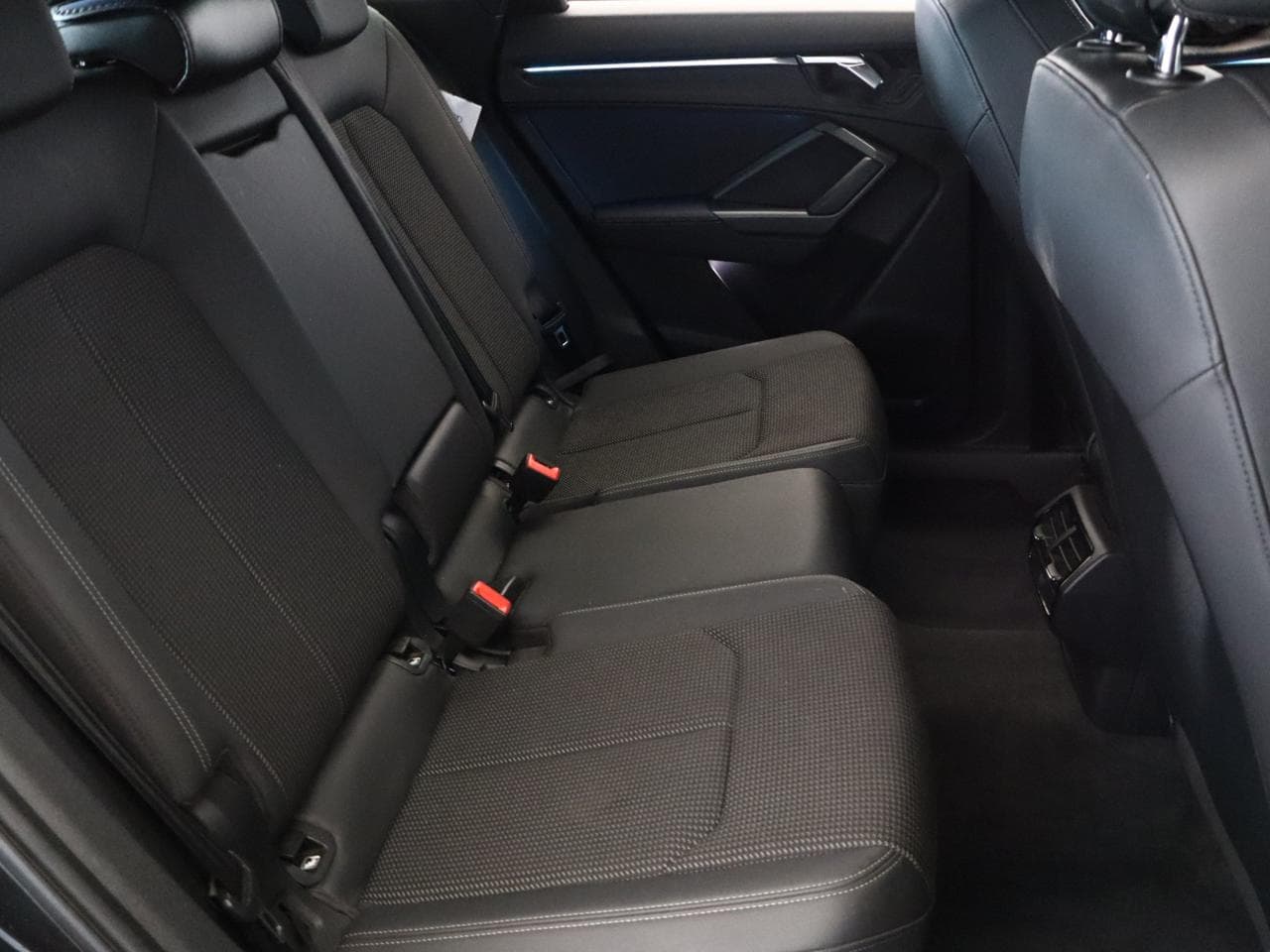 2019 Audi Q3 - 11