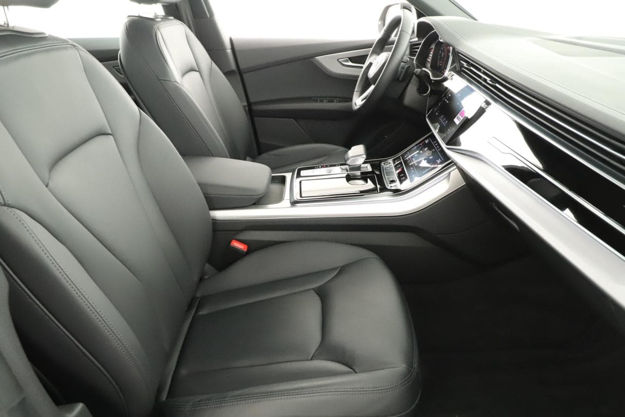 2023 Audi Q8 - 15