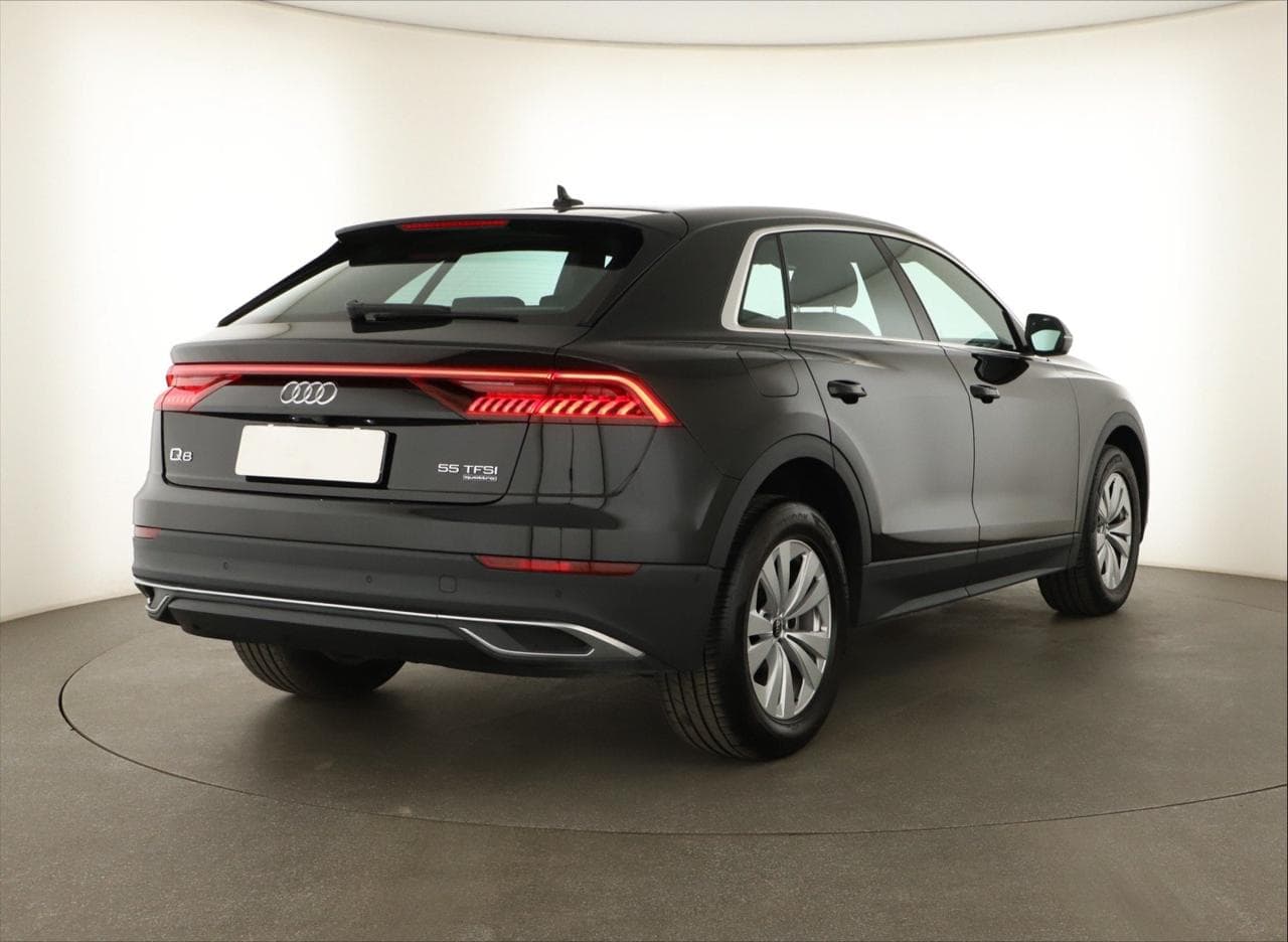 2023 Audi Q8 - 10