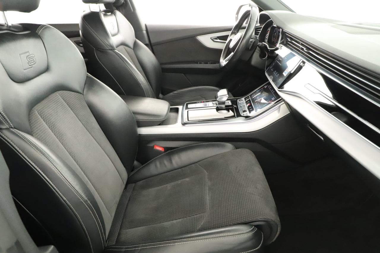 2021 Audi Q8 - 10