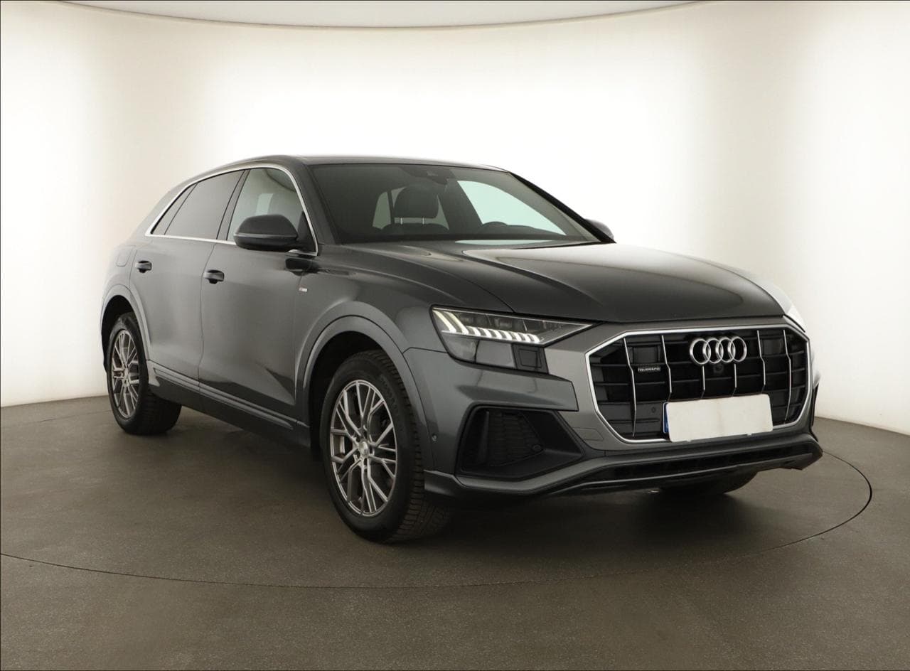 2021 Audi Q8