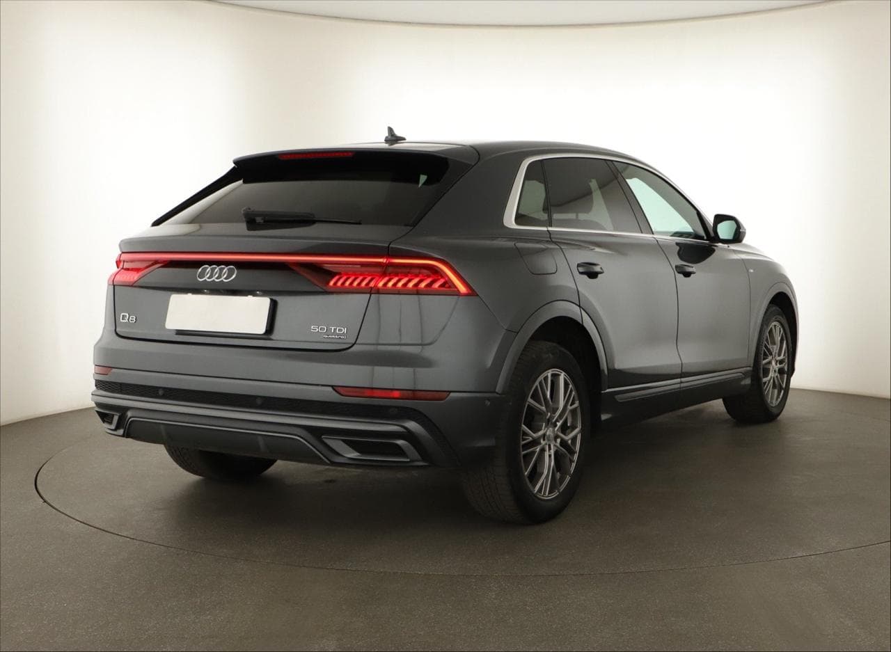 2021 Audi Q8 - 7