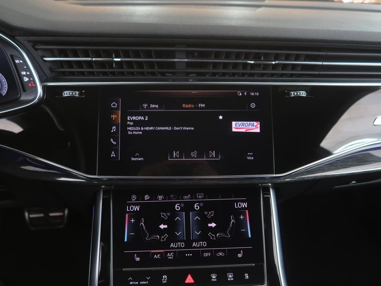 2018 Audi Q8 - 18