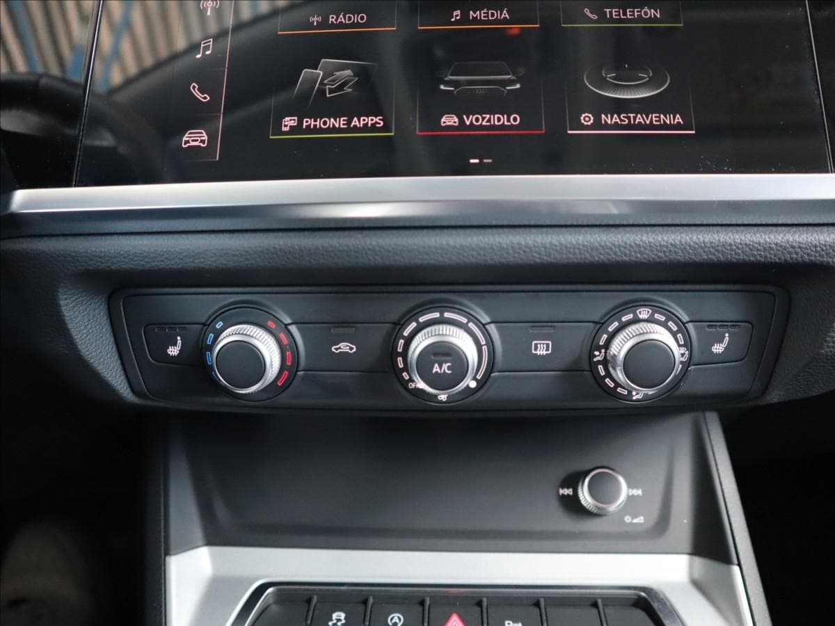 2022 Audi Q3 - 22