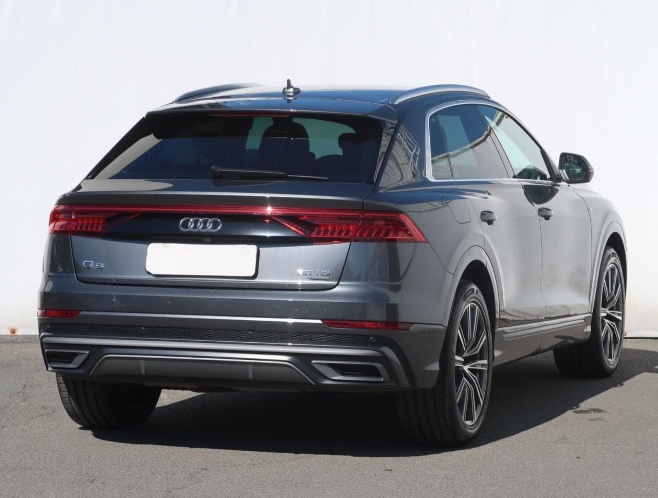 2019 Audi Q8 - 7