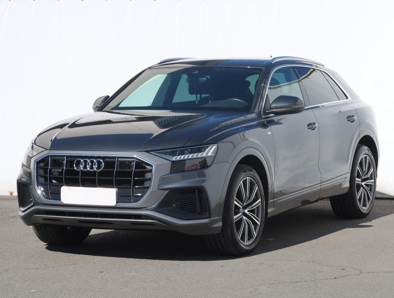 2019 Audi Q8 - 3