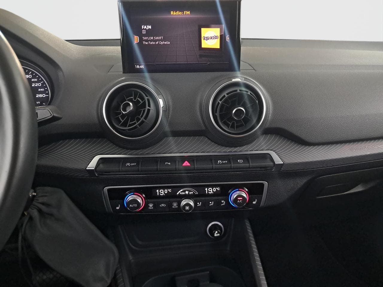 2018 Audi Q2 - 35