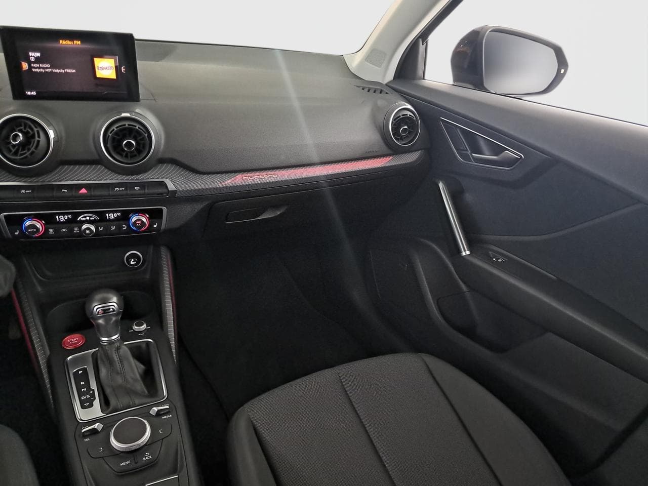 2018 Audi Q2 - 21
